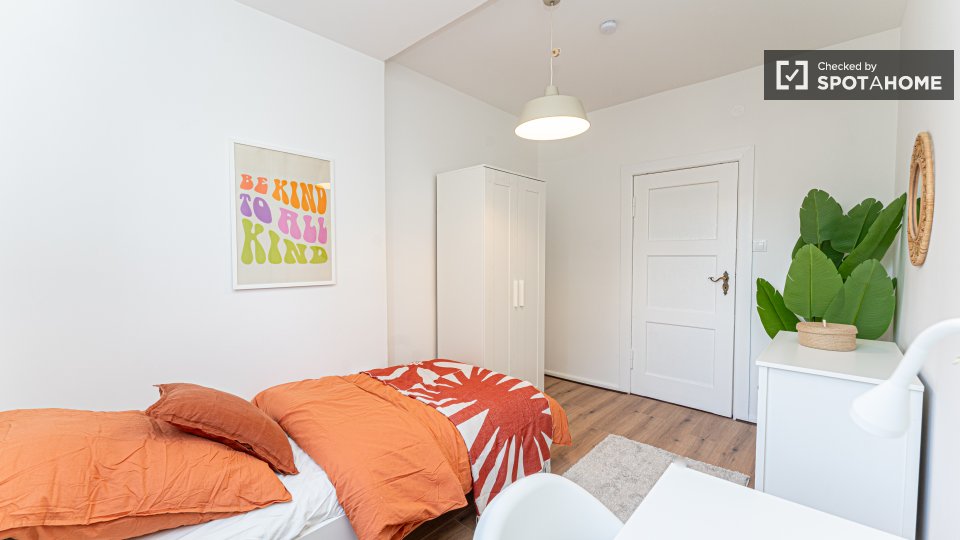 Double room Berlin, 9 beds, 135m² — photo 11