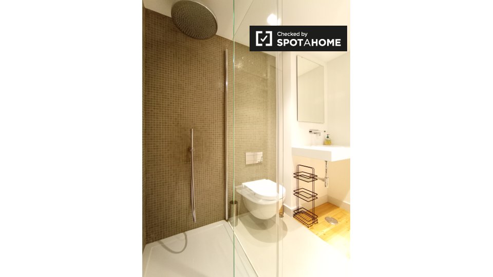 Apartment Lisbon, 1 bed, 70m² — photo 13