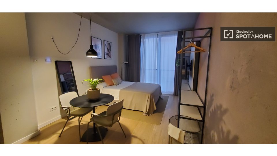 Apartment mono Barcelona, 25m² — photo 5