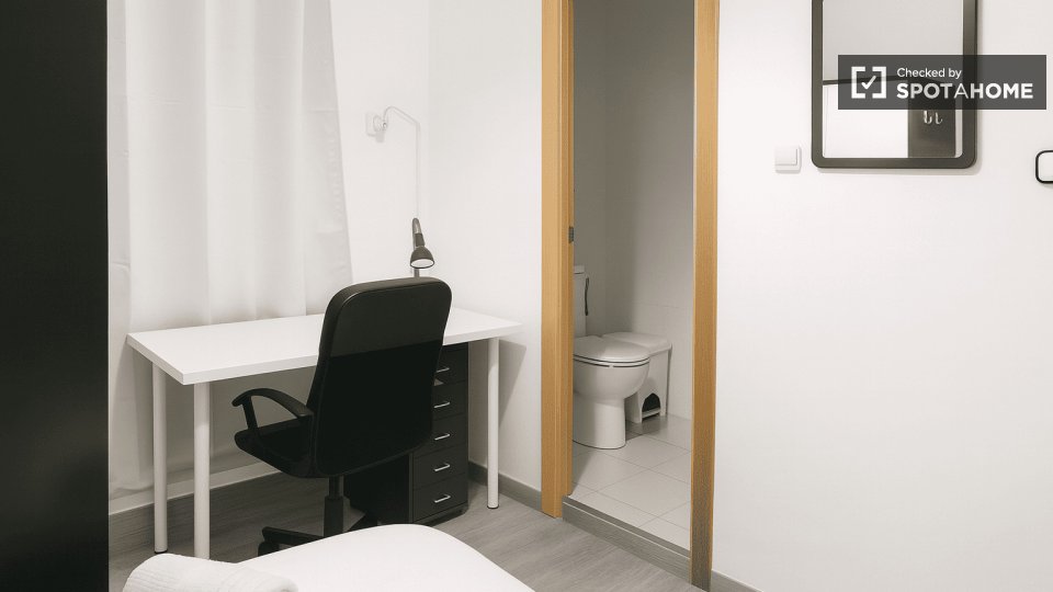 Habitación en piso compartido de 10 habitaciones en El Gòtic, Barcelona