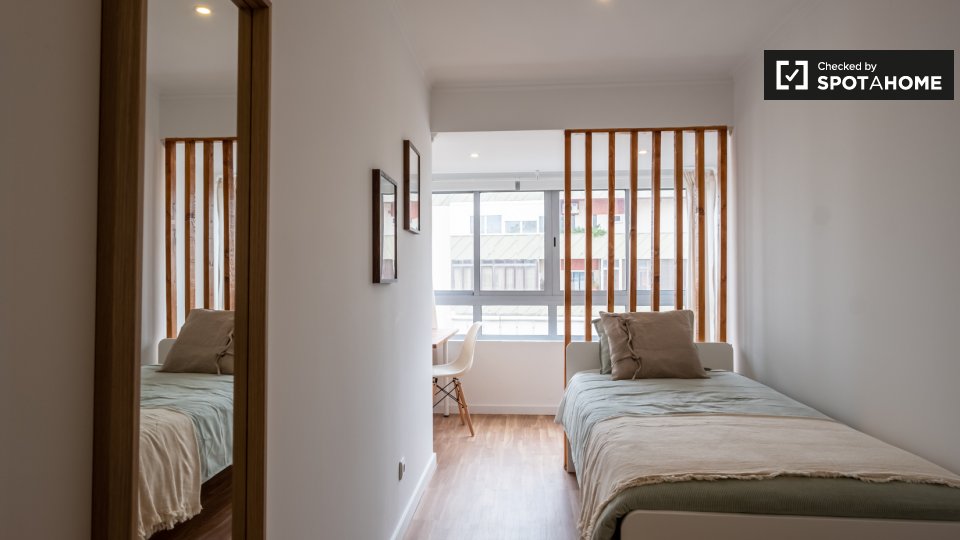 Double room Lisbon, 8 beds, 200m² — photo 2