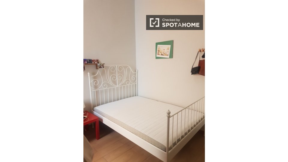 Appartamento con 4 camere da letto in affitto a Pendino, Napoli - a Napoli