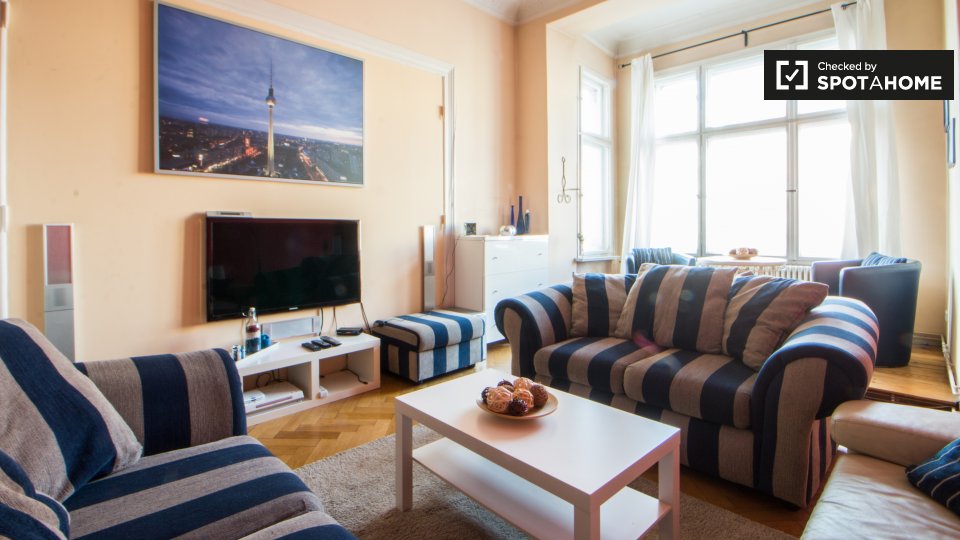 Apartment Berlin, 2 beds, 110m² — photo 1
