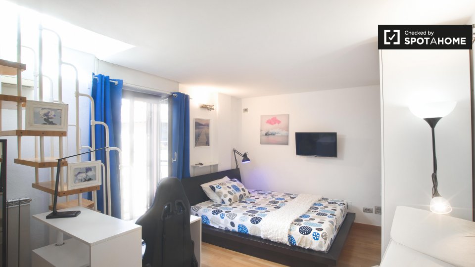 Double room Milan, 2 beds, 100m² — photo 1