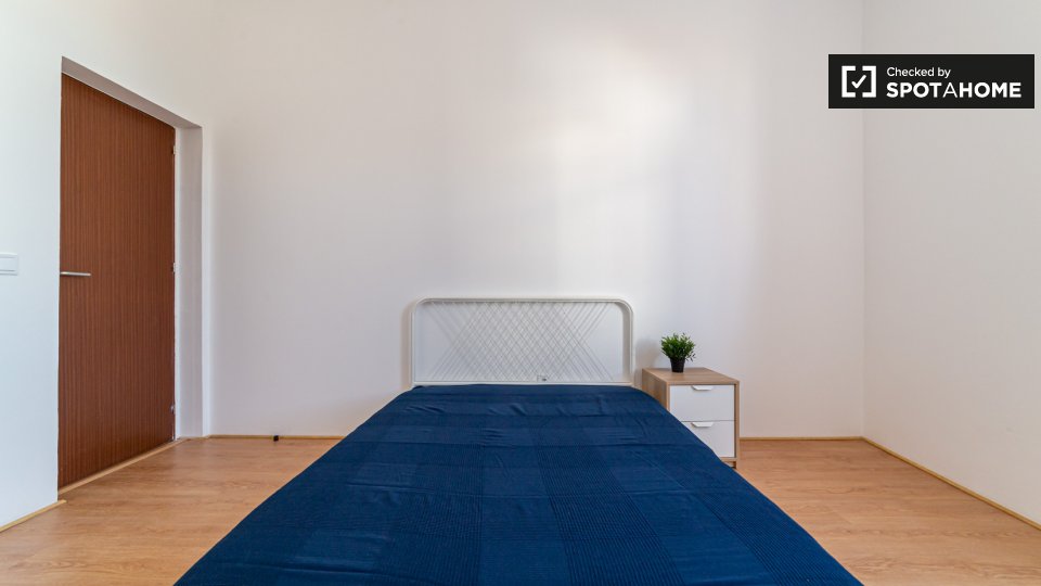 Double room Lisbon, 9 beds — photo 3