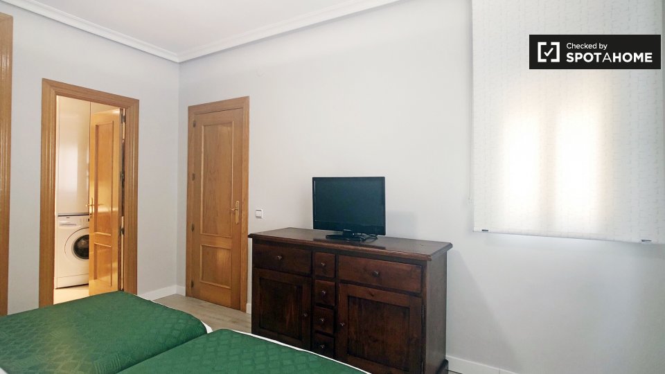 Apartment Madrid, 1 bed, 56m² — photo 15