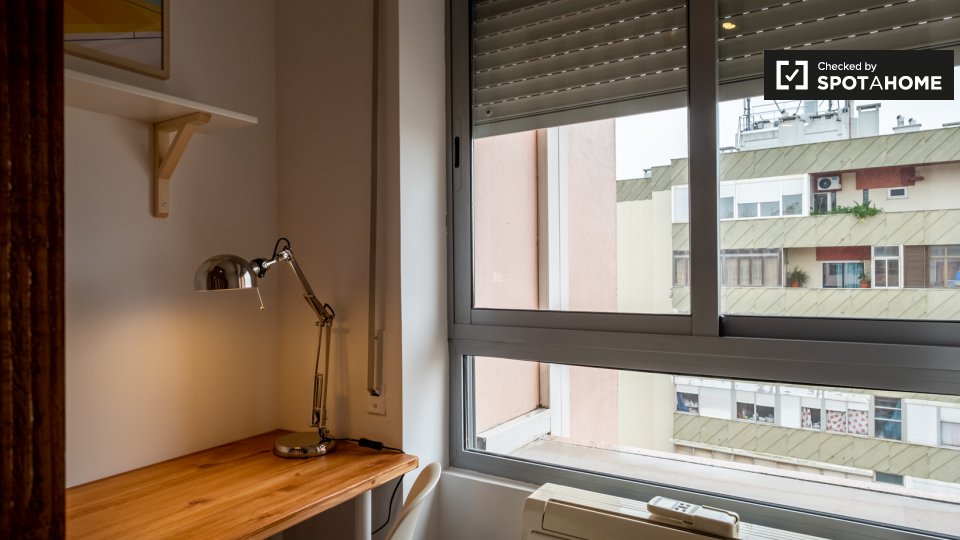 Double room Lisbon, 8 beds, 200m² — photo 3