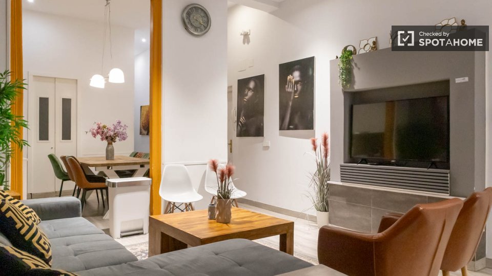 Apartment Madrid, 5 beds, 112m² — photo 22