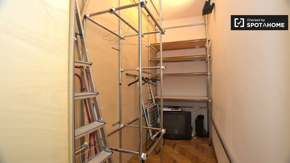 Apartment Rome, 2 beds — photo 15