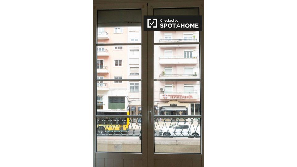 Double room Lisbon, 7 beds, 125m² — photo 9