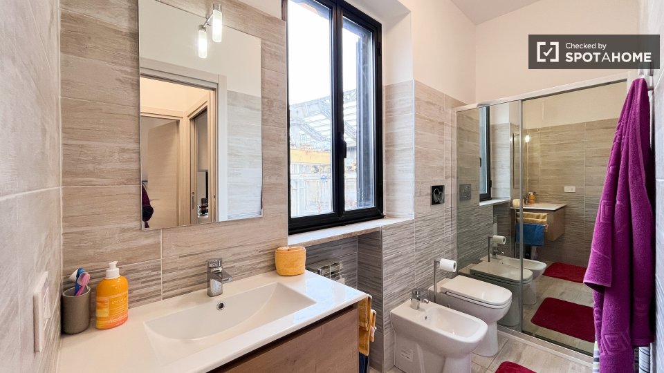 Double room Milan, 4 beds — photo 39