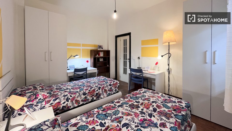 Double room Milan, 5 beds — photo 11