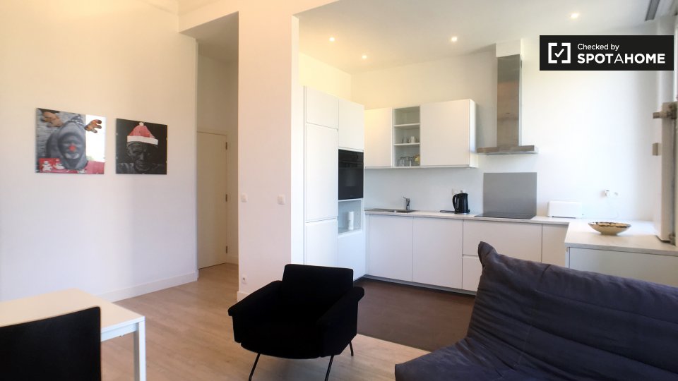 Apartment Brussels, 1 bed — photo 1