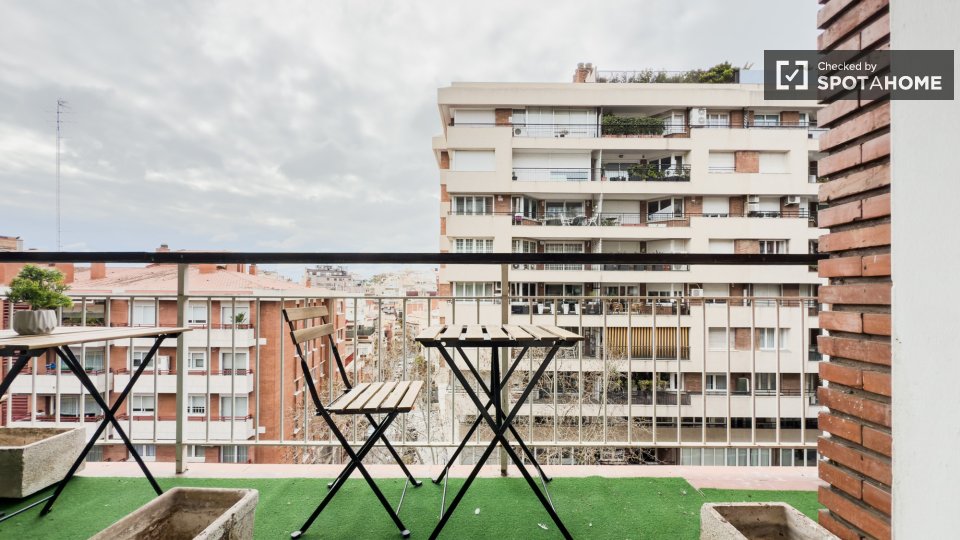 Double room Barcelona, 9 beds — photo 26