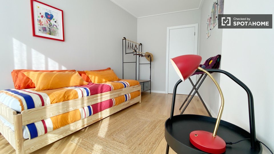 Apartment Lisbon, 2 beds — photo 17