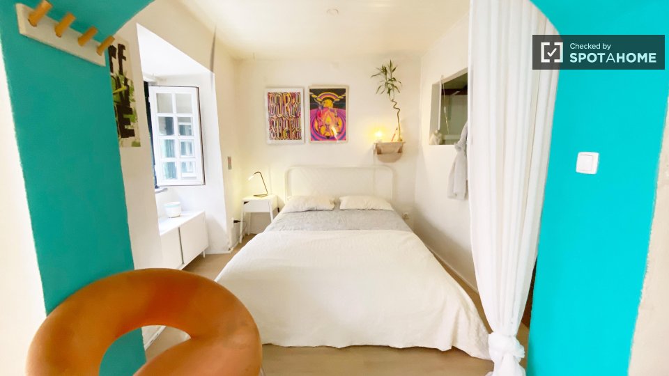 Apartment Lisbon, 1 bed — photo 31