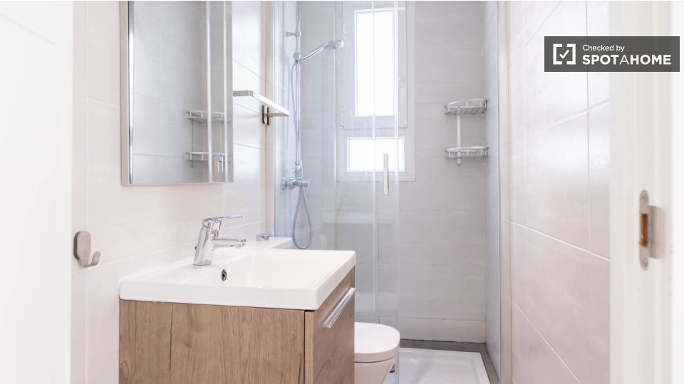 Apartment Madrid, 2 beds — photo 15