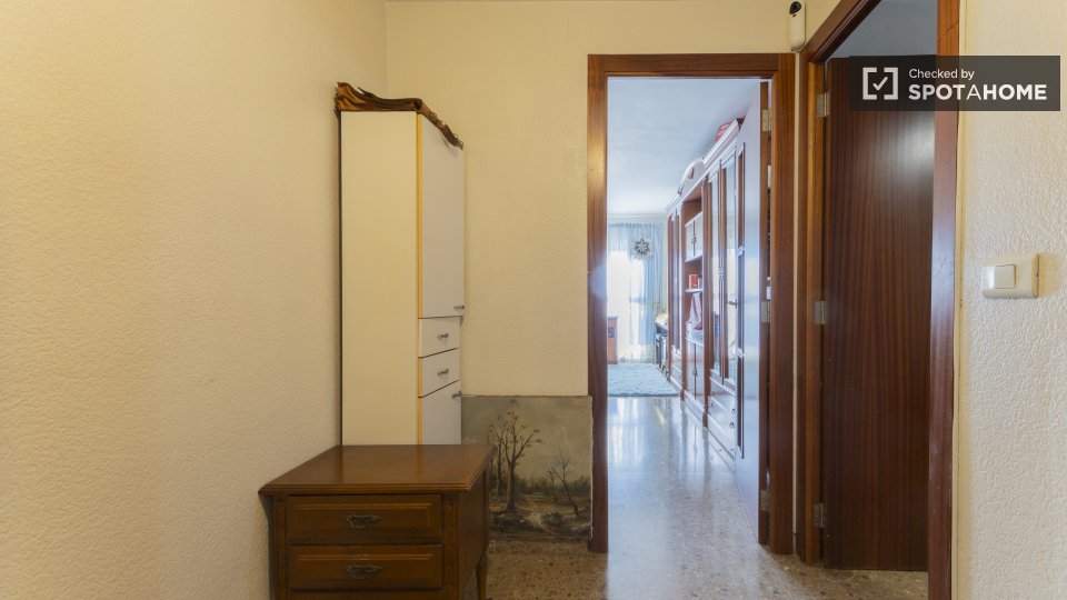 Chambre double Valence, 2 chambres — photo 13