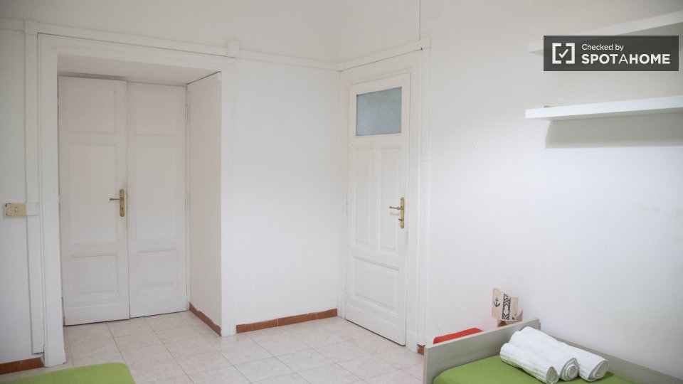 Double room Rome, 4 beds — photo 7