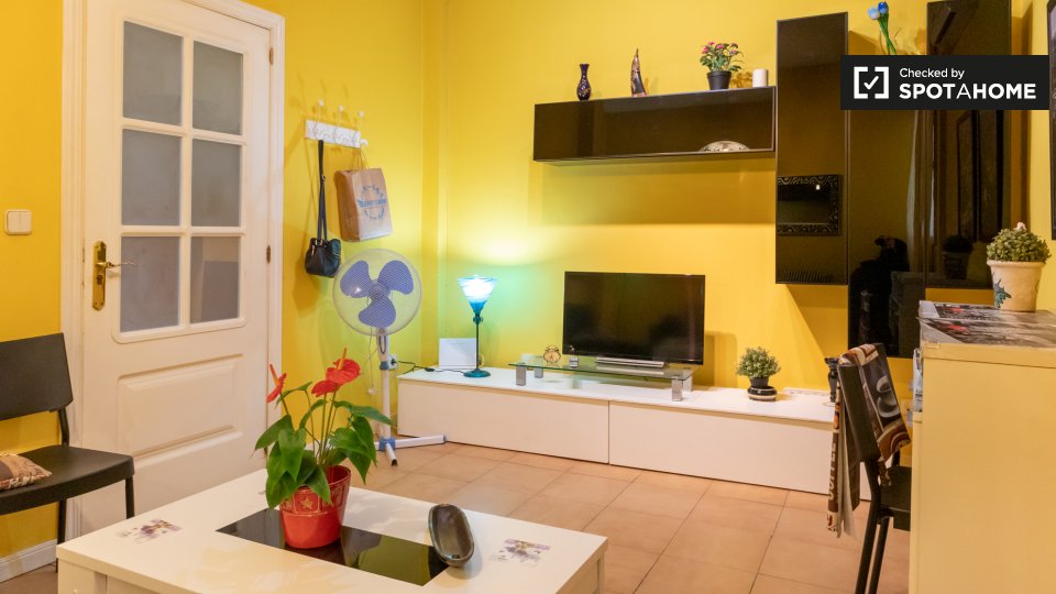 Apartment Madrid, 1 bed, 55m² — photo 1
