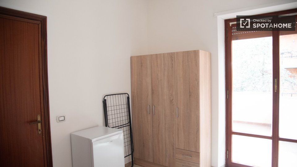 Double room Rome, 4 beds — photo 12