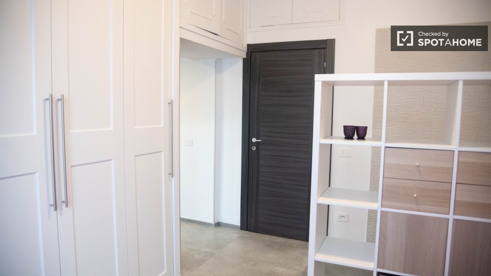 Apartment Rome, 1 bed — photo 2