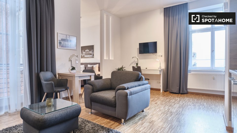 Apartment mono Berlin, 37m² — photo 2