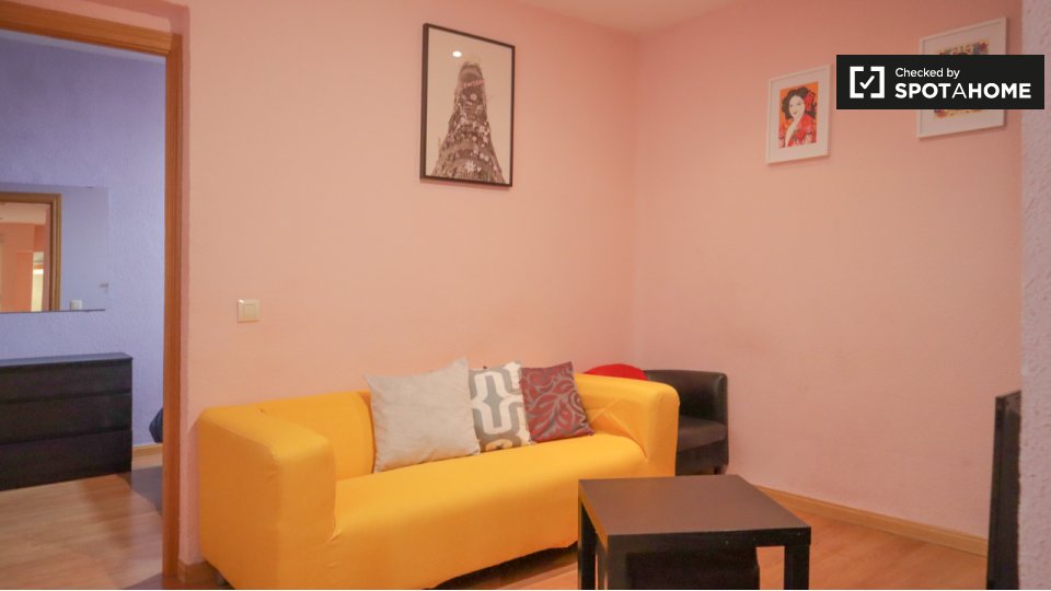 Apartment Madrid, 3 beds, 65m² — photo 2