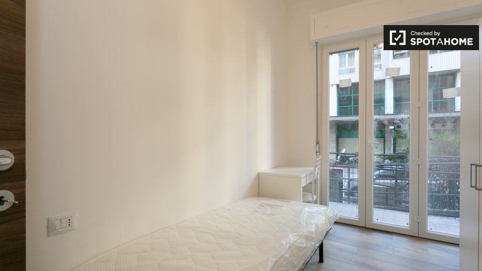 Double room Milan, 4 beds — photo 2