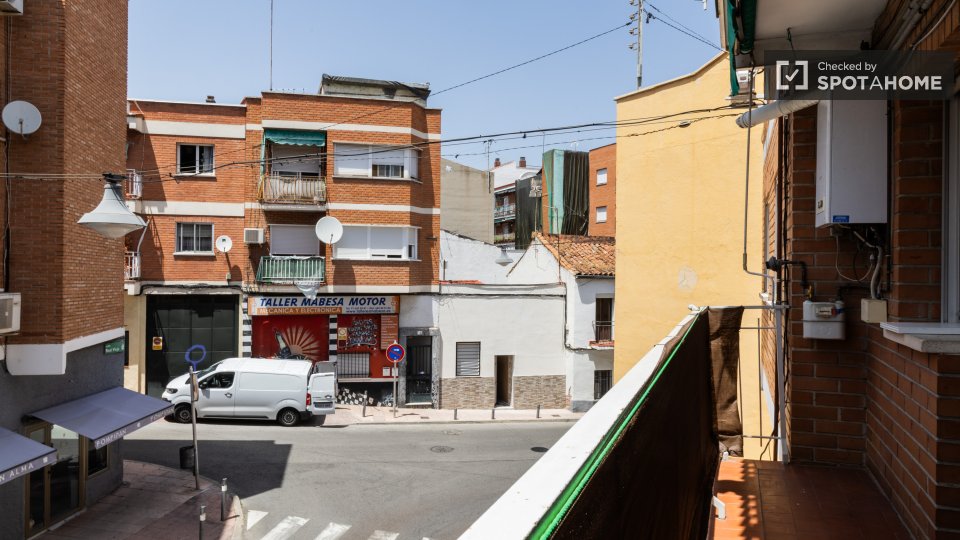 Double room Madrid, 4 beds — photo 22