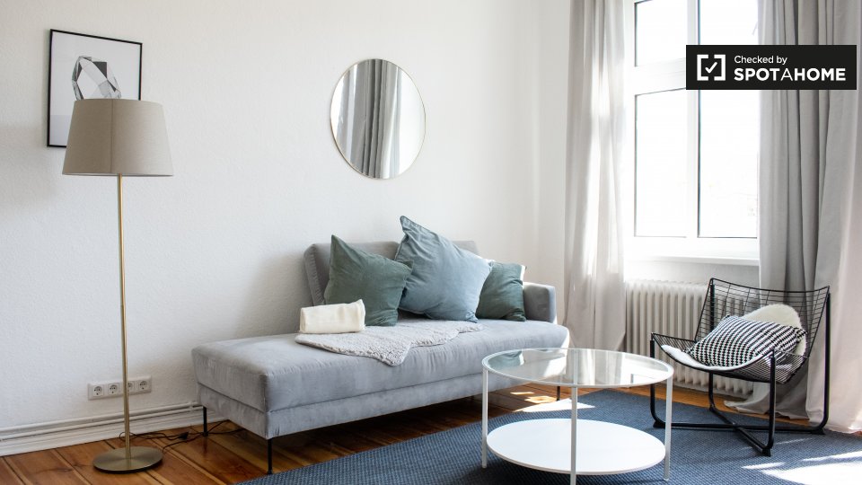 Apartment Berlin, 1 bed, 65m² — photo 1