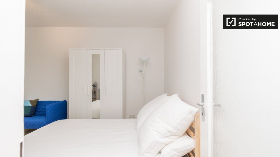 Double room Berlin, 4 beds, 67m² — photo 19