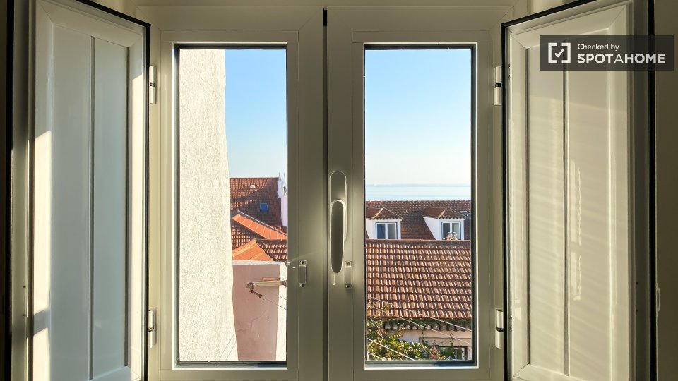 Apartment Lisbon, 1 bed, 38m² — photo 1