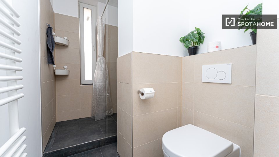 Double room Berlin, 3 beds, 53m² — photo 15