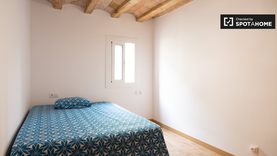 Apartment Barcelona, 1 bed, 37m² — photo 9