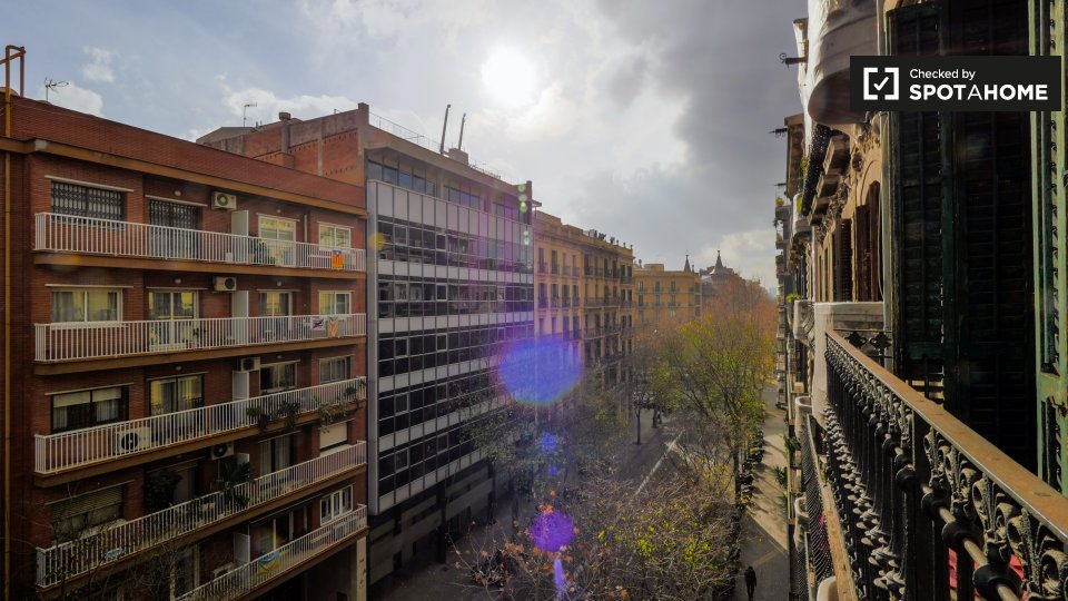 Double room Barcelona, 6 beds, 180m² — photo 23
