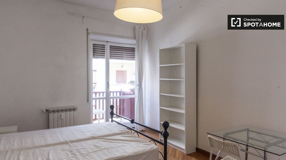Double room Rome, 5 beds, 140m² — photo 24