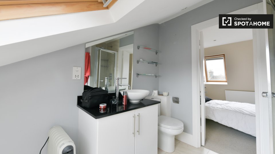 Double room London, 6 beds — photo 19