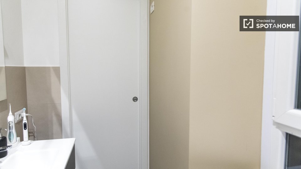 Apartment Rome, 1 bed — photo 2