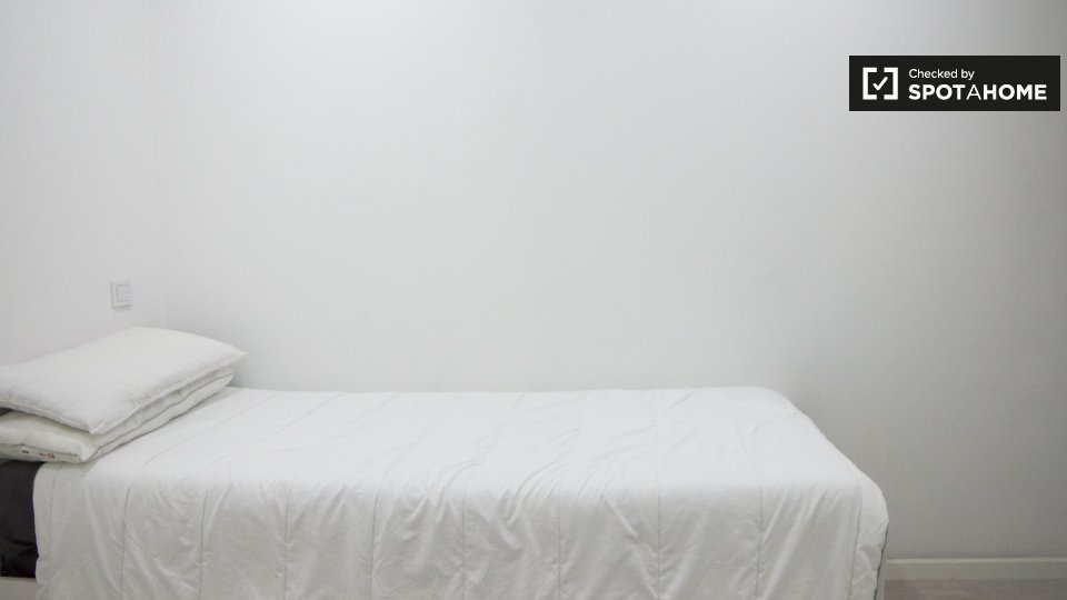 Apartment Madrid, 1 bed, 59m² — photo 11