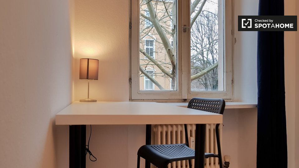 Double room Berlin, 8 beds, 155m² — photo 4