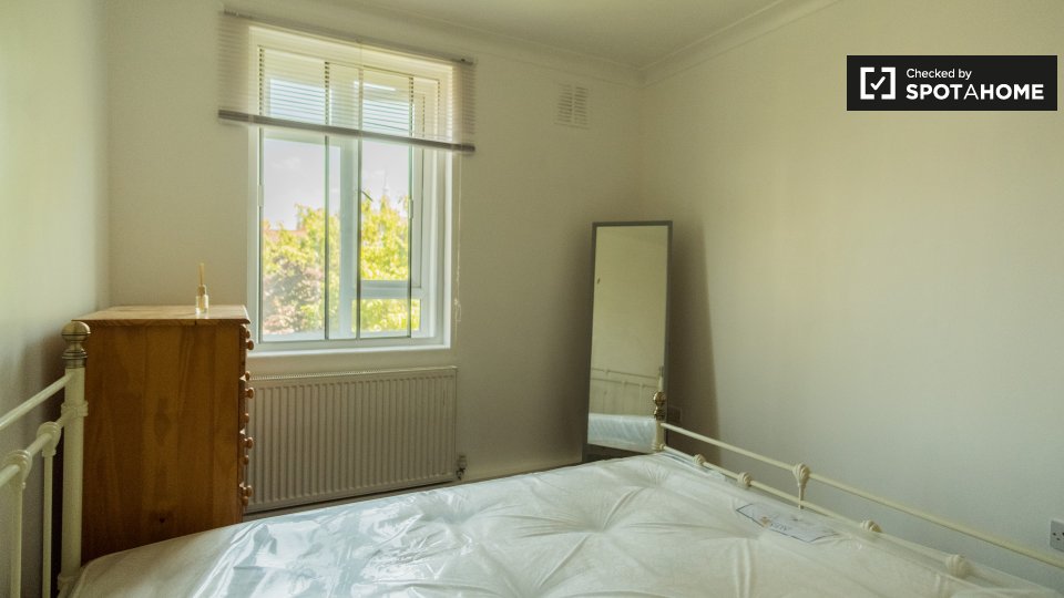 Double room London, 4 beds — photo 18