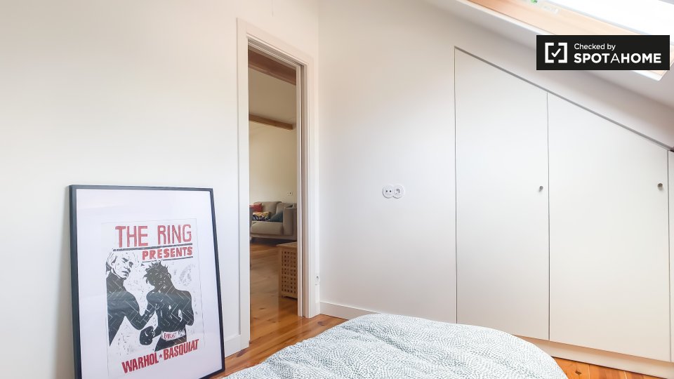 Apartment Lisbon, 2 beds, 70m² — photo 16