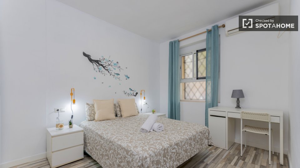 Apartment Valencia, 3 beds, 90m² — photo 46