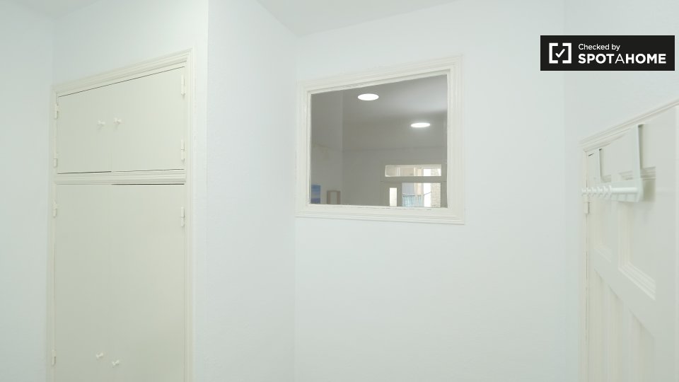 Double room Barcelona, 2 beds — photo 4