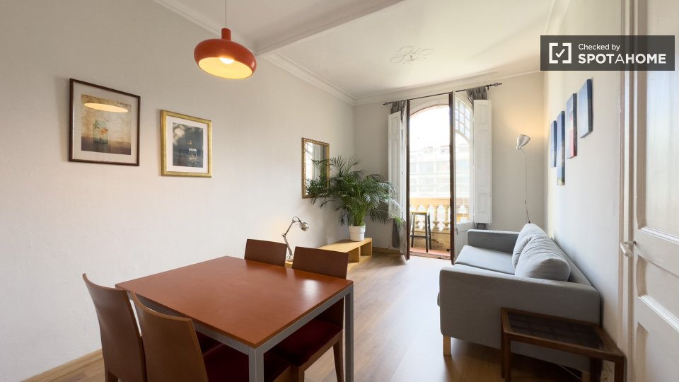 Apartment Barcelona, 1 bed, 60m² — photo 1