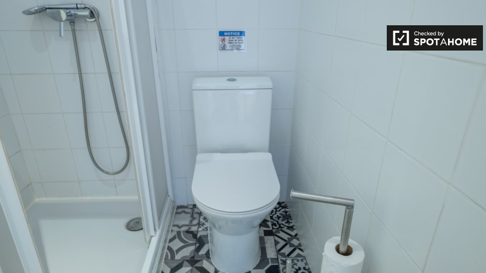 Apartment Lisbon, 1 bed — photo 19