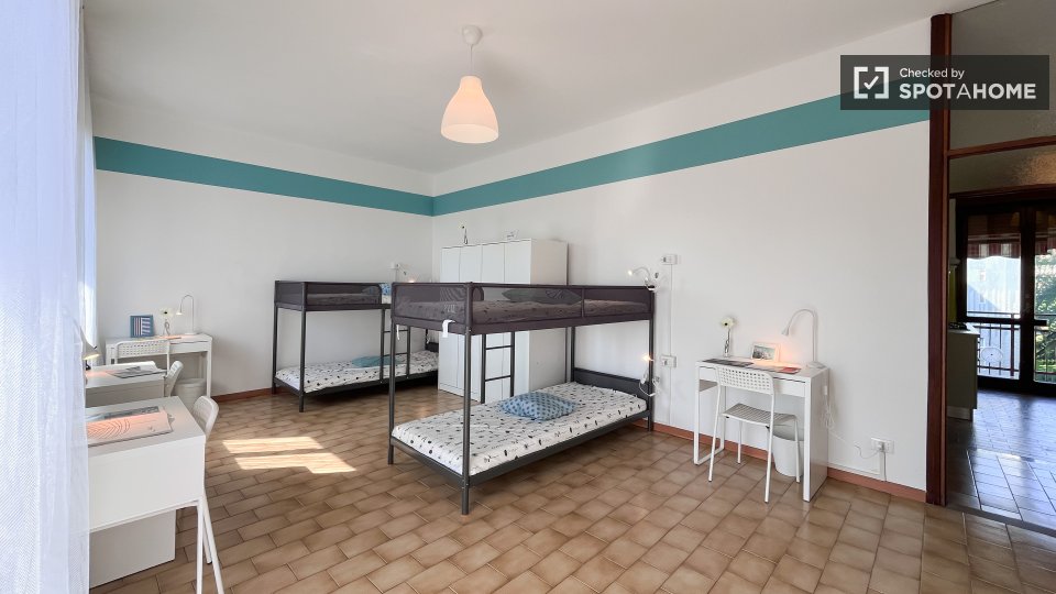 Double room Milan, 9 beds, 90m² — photo 16