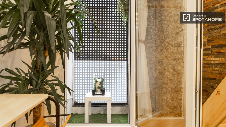 Apartment Madrid, 1 bed — photo 17
