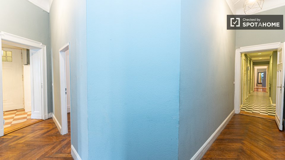 Double room Berlin, 7 beds, 146m² — photo 18